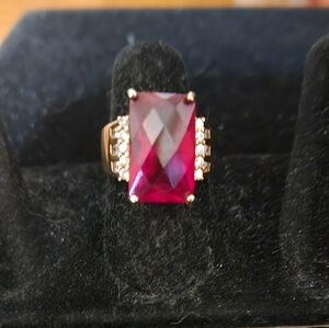 SUMULATED RUBY